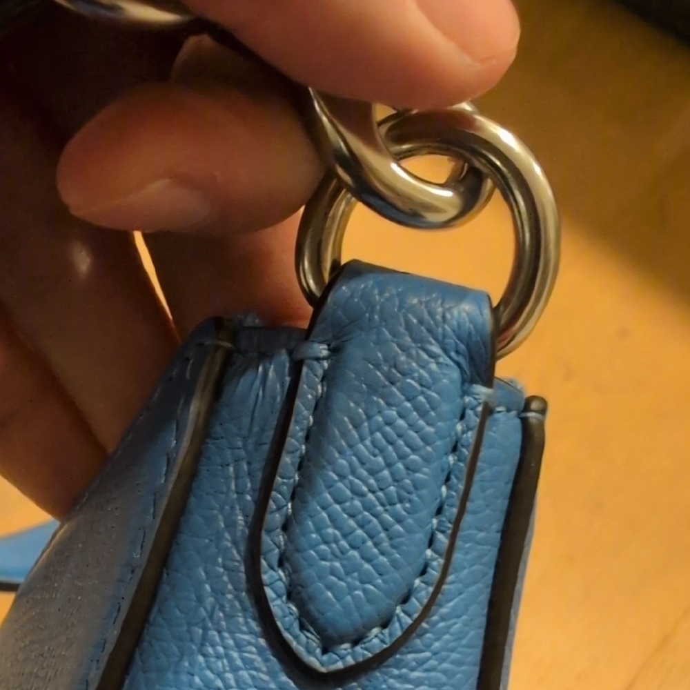 Coach Vibrant Blue Shoulder Bag - Picture 9 of 11